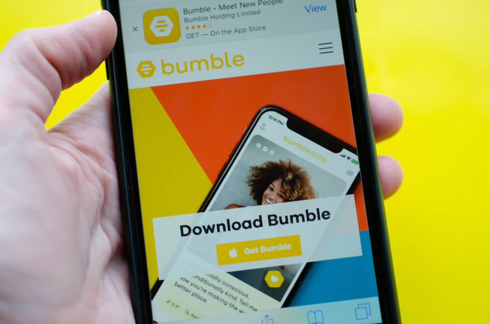 The Bumble app in a mobile screen. Now you can have 25 single parent dating apps: 2024 reviews.