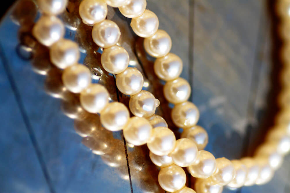 Selling pearls? How and where to sell pearls for cash in 2024
