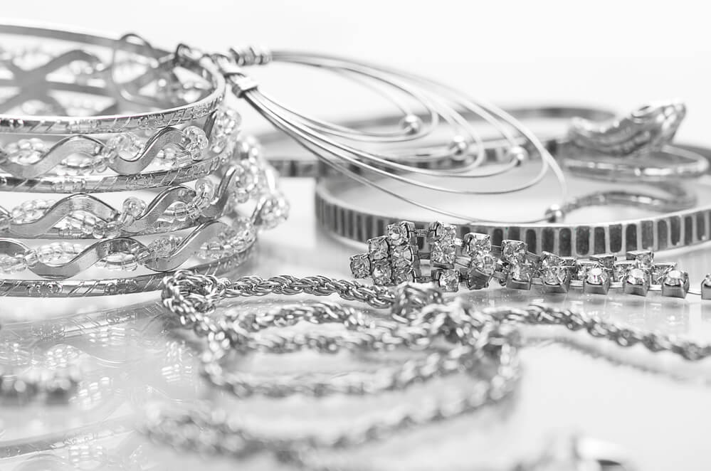 Silver jewelry. What can I sell to make money (or resell)? Find the answer here.